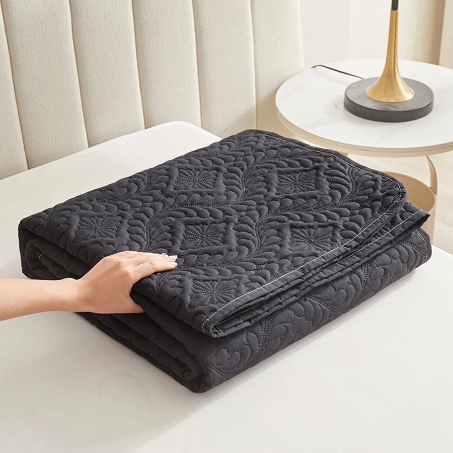 Waterproof Dog Bed Cover Pet Blanket for Furniture Bed Protector Couch Cover for Dogs Cats Dirt-Proof Non-Slip Backing Bedspread